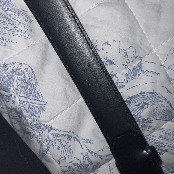 Celine Elegant Black Belt with Gold Accent - Picture 3 of 5